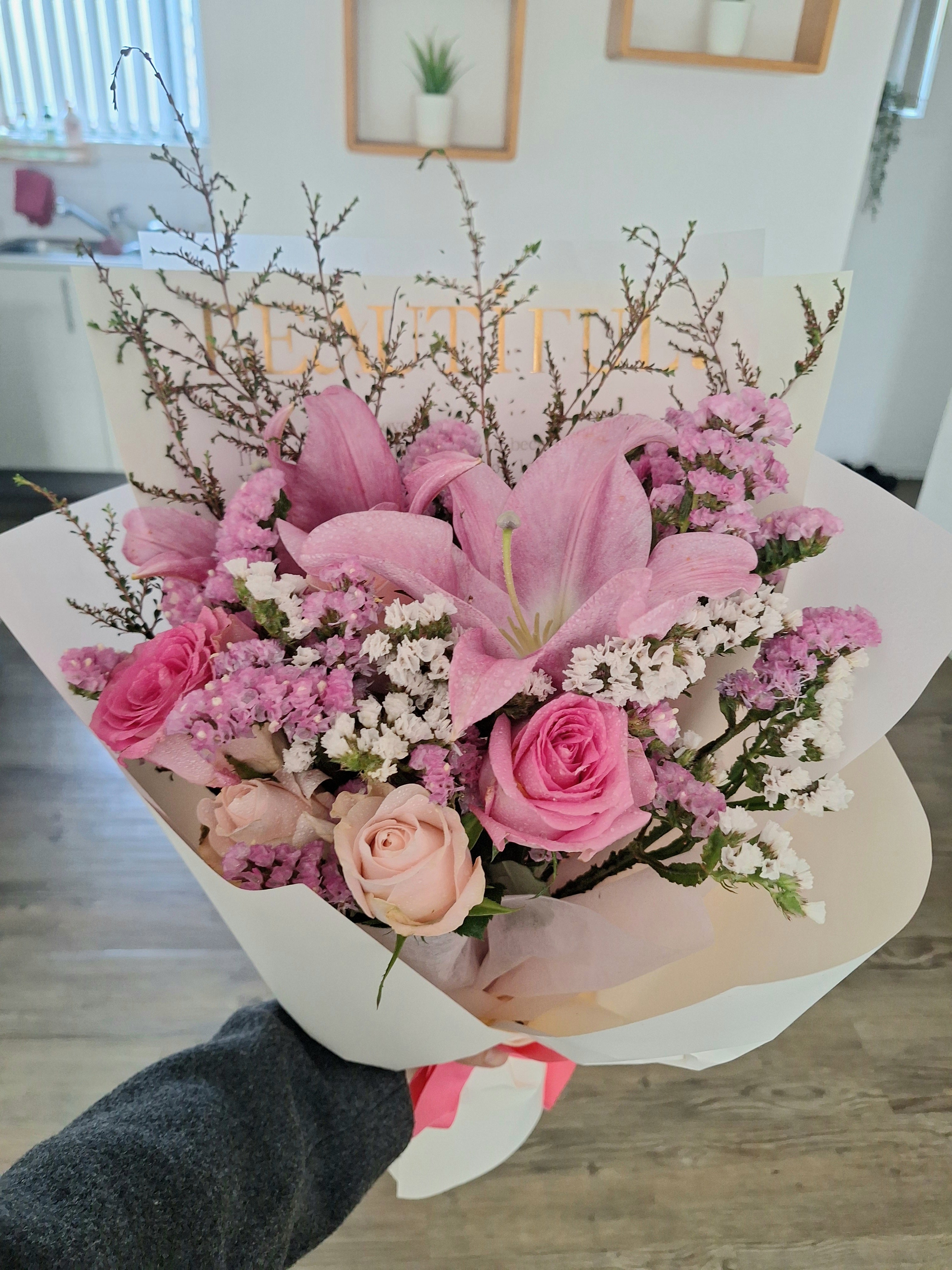 Lily & Roses
